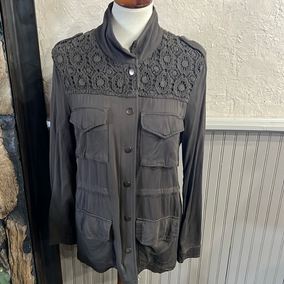 Hinge Jacket - Picture 3 of 11